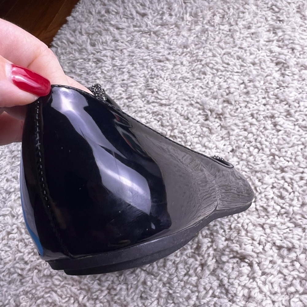WOMENS PIERRE DUMAS BLACK PATENT BALLET FLATS WITH RHINESTONES SIZE 7 EUC - Picture 10 of 15